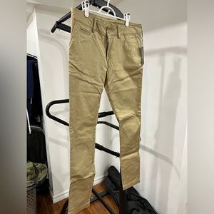 SOLD LOCAL PICKUP - BRAND NEW DIESEL KHAKI PANTS
